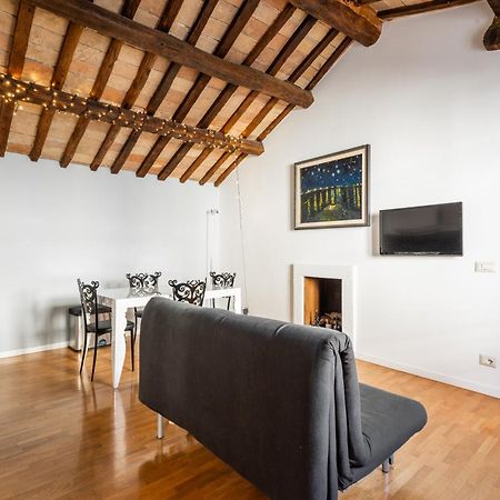 Pavone Centre Romantic Apartment Eksteriør billede