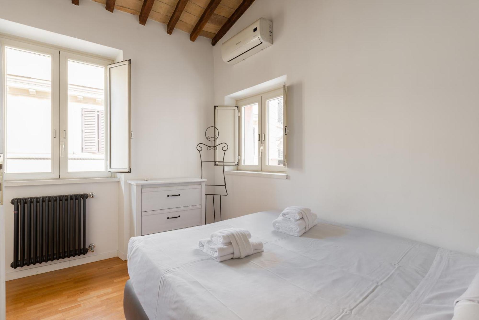 Pavone Centre Romantic Apartment Eksteriør billede